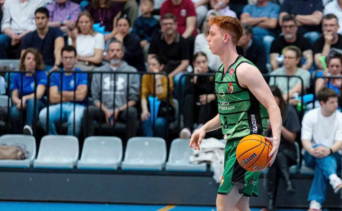 Ponferrada tendrá que forzar la remontada en el Lydia Valentín.