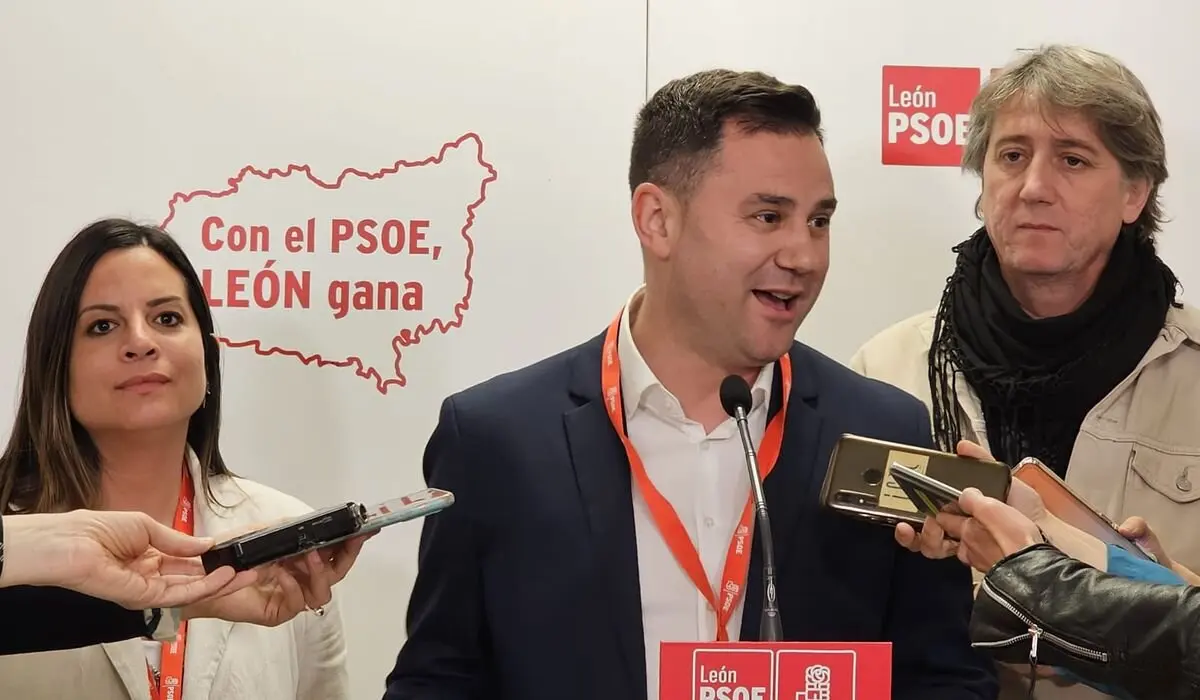 Carlos Martínez en el 15º Congreso del PSOE de León.3