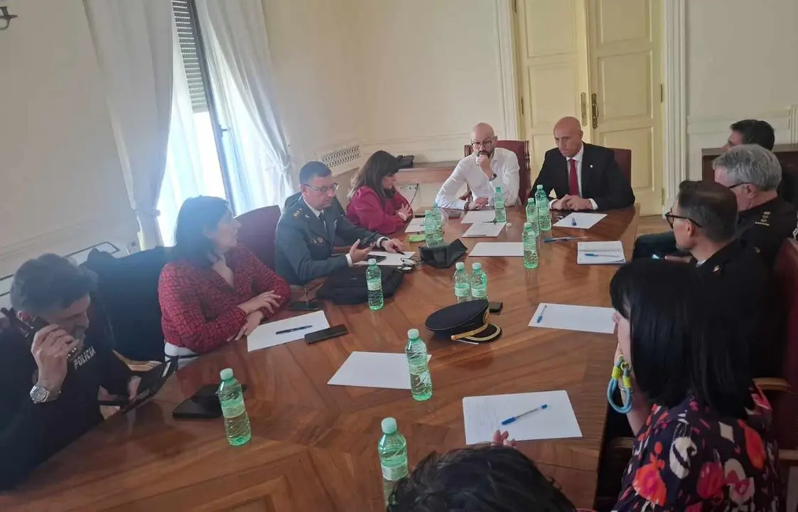 Imagen del Gabinete de crisis en la Subdelegación del Gobierno.