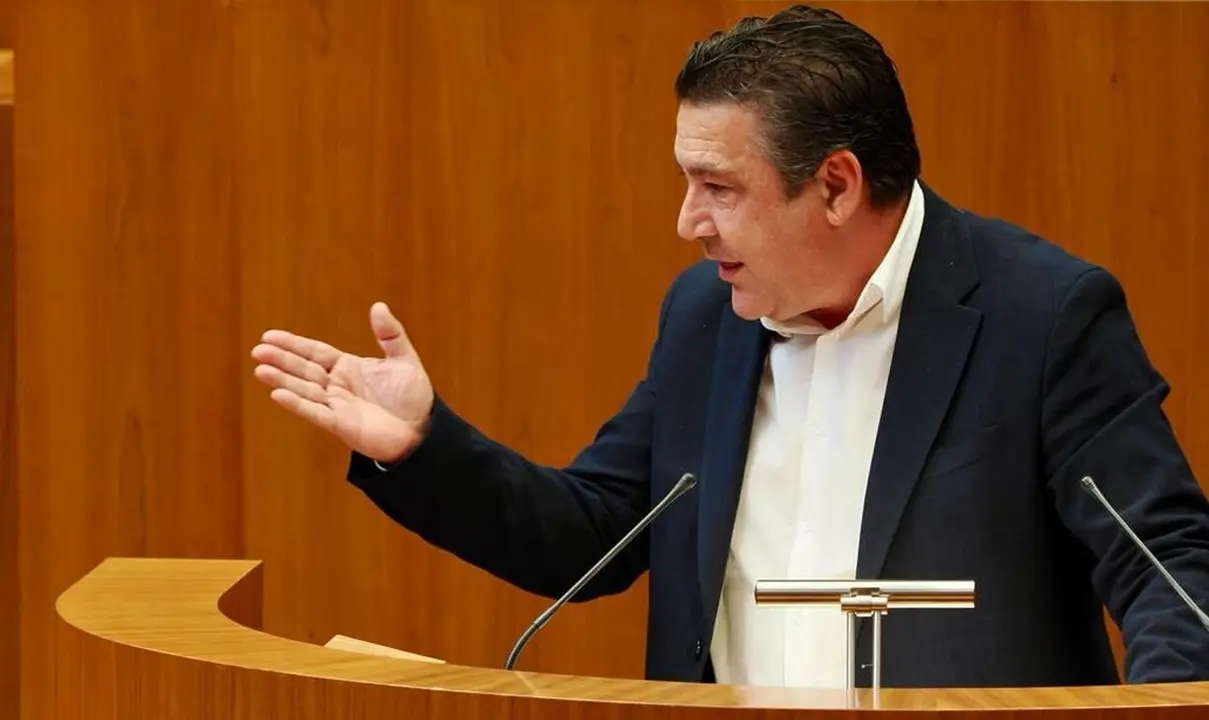 Luis Mariano Santos en las Cortes.