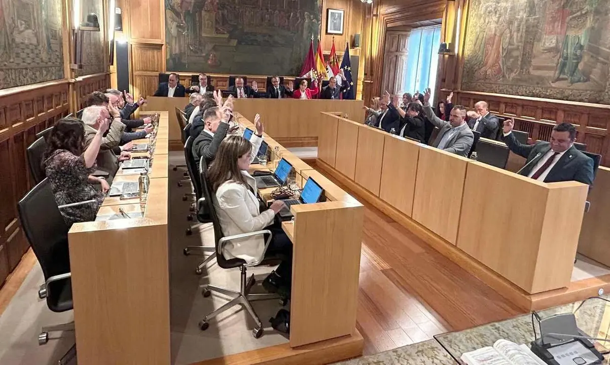 Un instante del pleno de la Diputación de León celebrado este miércoles.