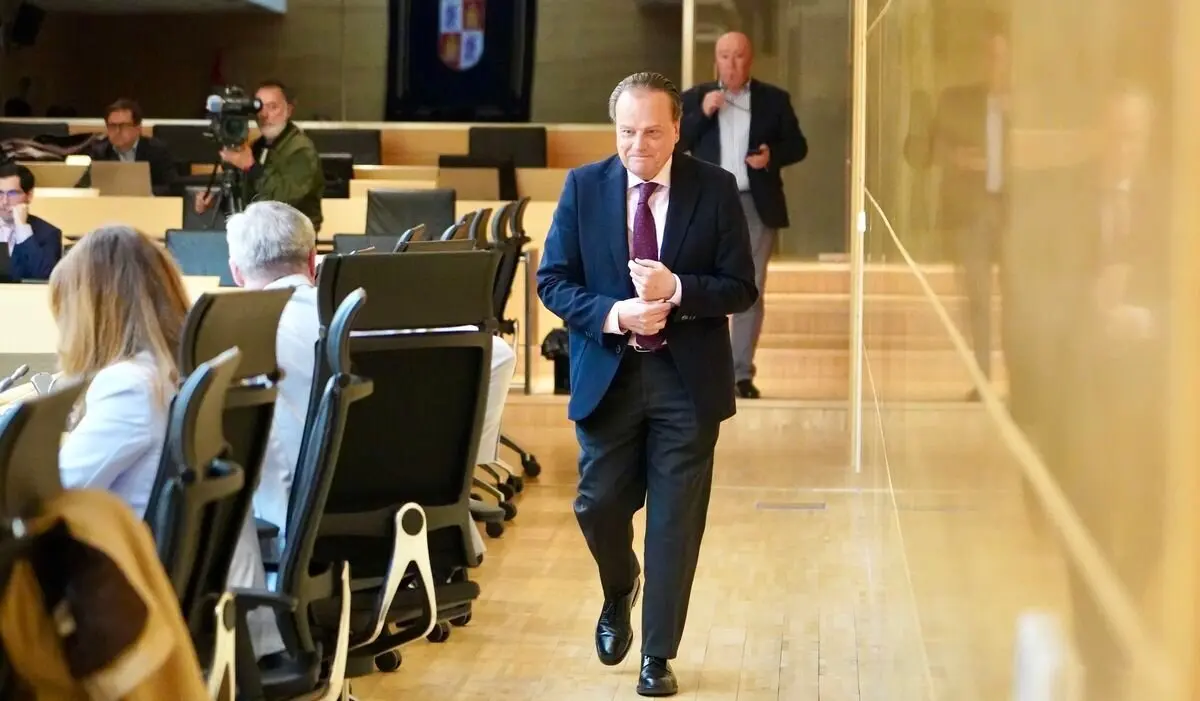 El presidente del Consejo de Cuentas de Castilla y León, Mario Amilivia, presenta el informe de ‘Fiscalización de los expedientes justificados al Fondo de Compensación Interterritorial’, ejercicio 2022, y el informe de seguimiento de las recomendaciones, ejercicio 2023. Foto: Leticia Pérez.