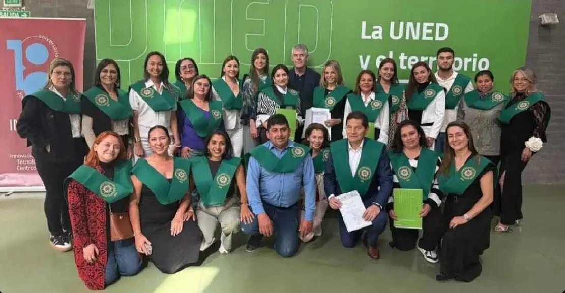 Graduación en la UNED.