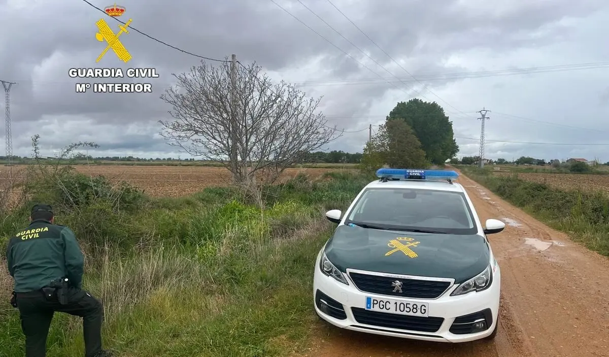 Imagen de la Guardia Civil en el lugar de los hechos.