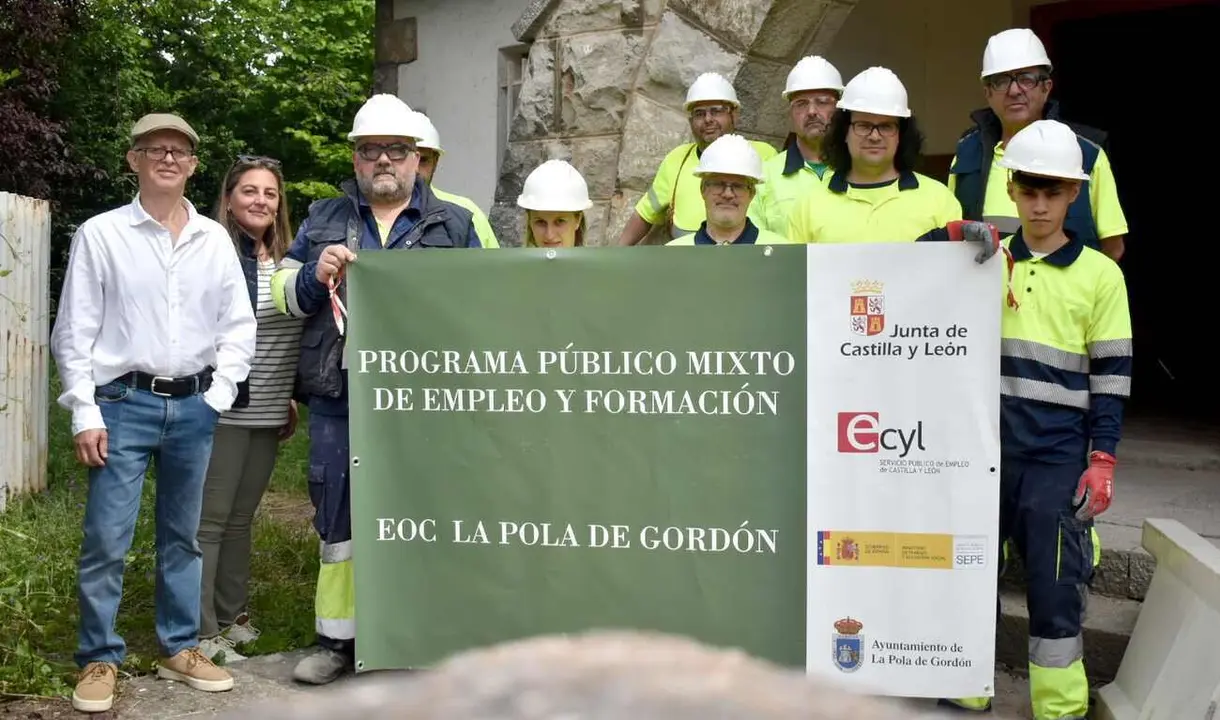 El Ayuntamiento de La Pola de Gordón ha dado continuidad a su apuesta por la inserción laboral con el inicio del Programa Mixto 'EOC de Albañilería', una iniciativa subvencionada por el ECYL (Junta de Castilla y León) y el SEPE, que ha tomado el testigo del anterior curso de jardinería.