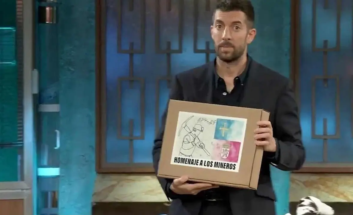 La memoria de los mineros ha sido recordada este jueves por David Broncano en 'La Revuelta'.