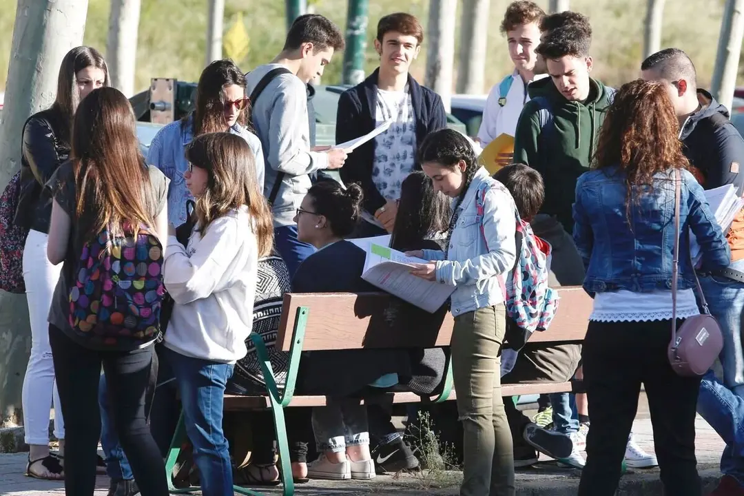 Comienzan las pruebas de acceso a la Universidad en el Campus de Vegazana en León