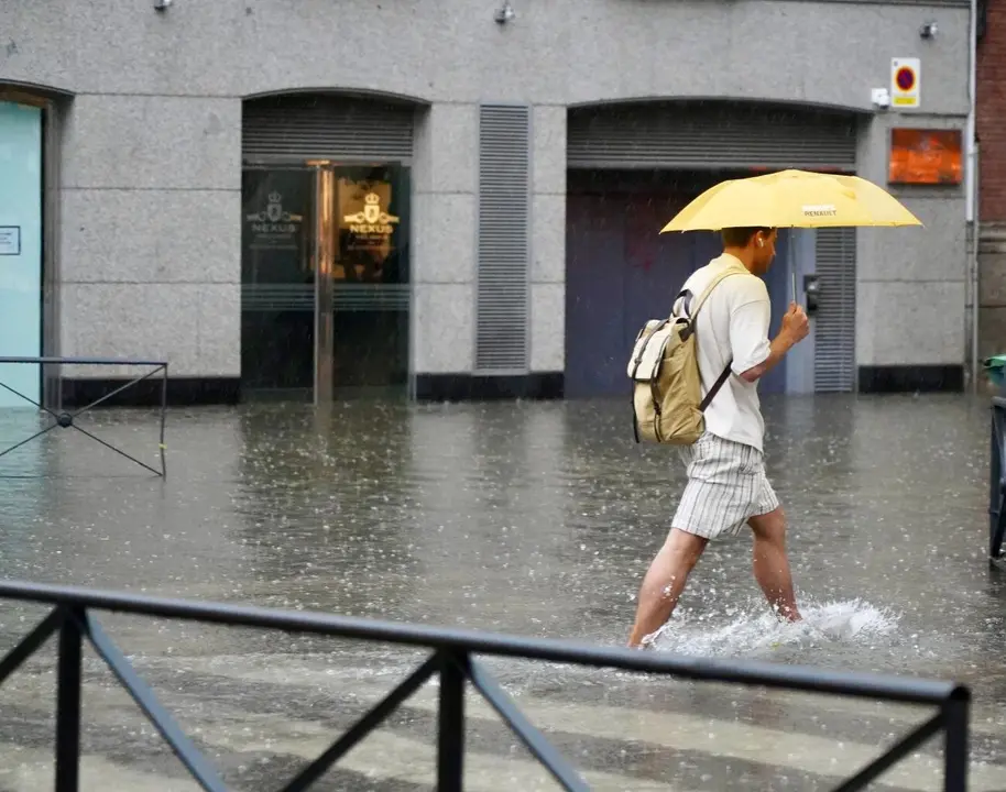 Inundaciones por las fuertes tormentas en Valladolid. Foto: Leticia P&eacute;rez