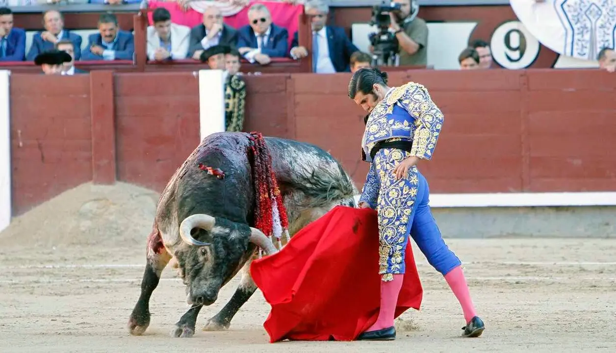 Morante de la Puebla sigue sumando éxitos en la antesala de su presencia en León.
