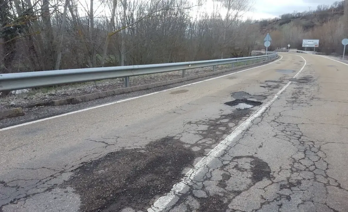 Alantre denuncia el mal estado de los viales del Alto Sil.