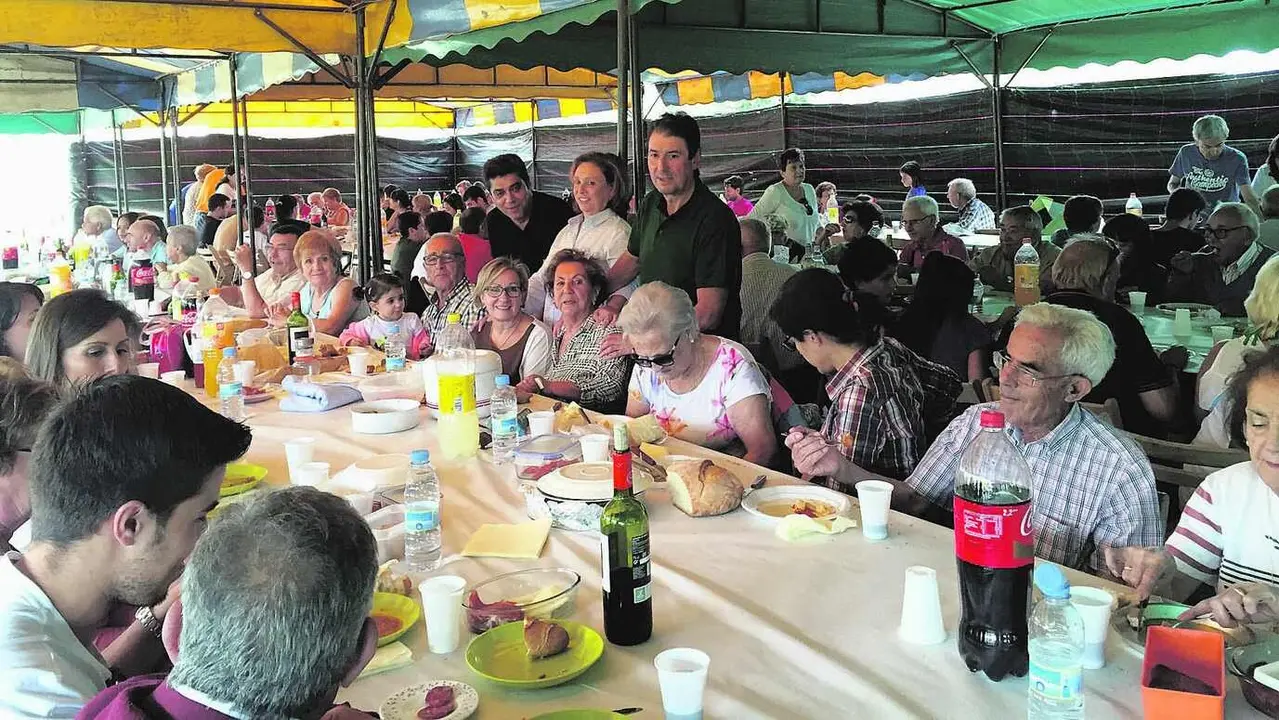 Imagen de un encuentro familiar en la Candamia.