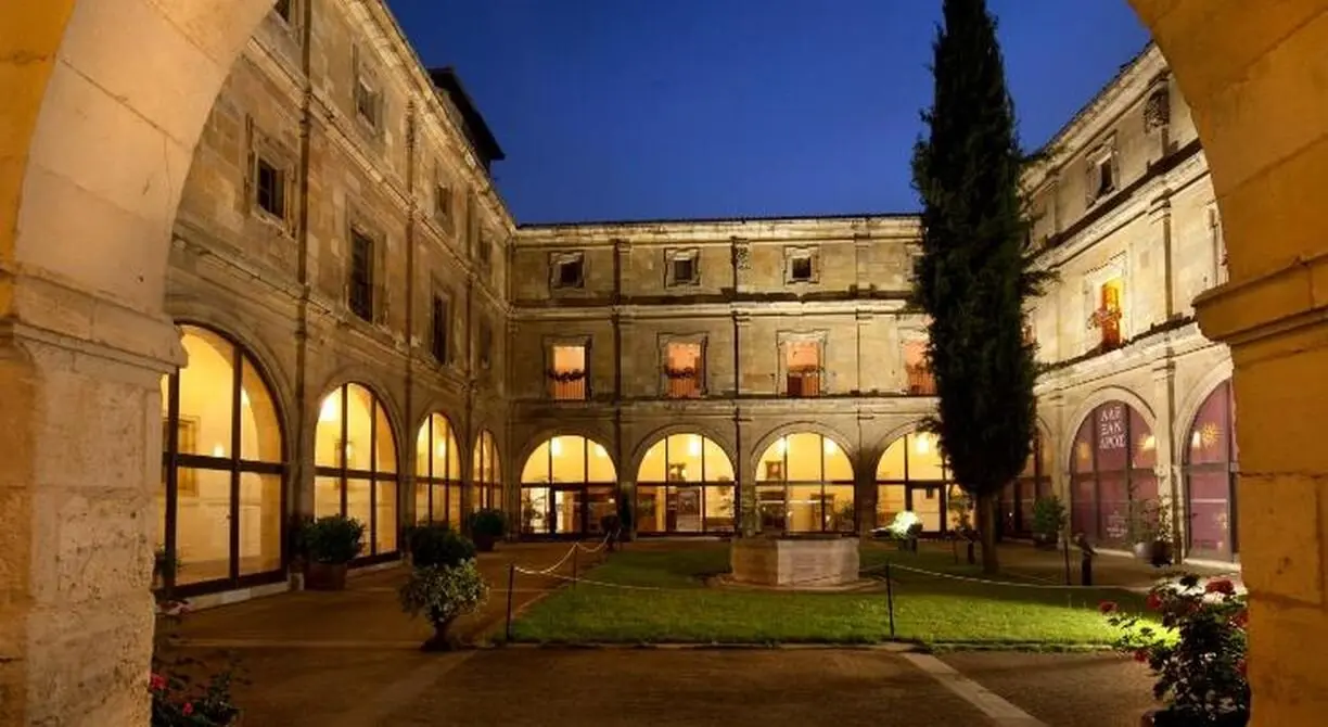 Claustro de la Basílica de San Isidoro
