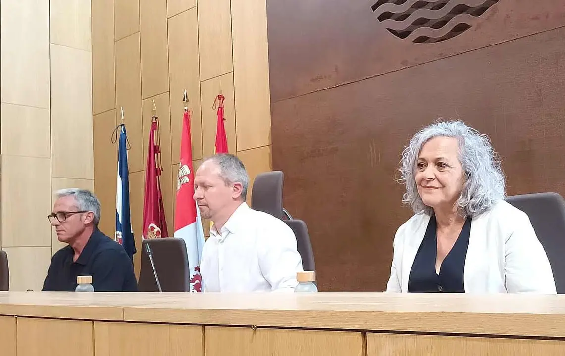 Un instante del pleno celebrado este lunes en Villaquilambre