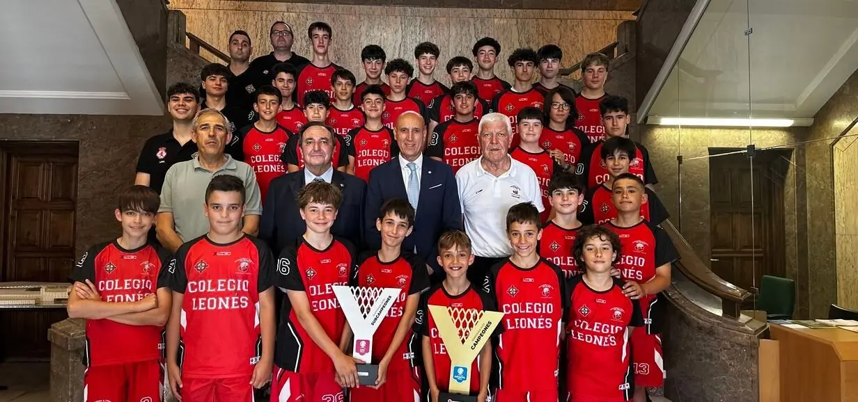 Recepción Baloncesto Colegio leonés.