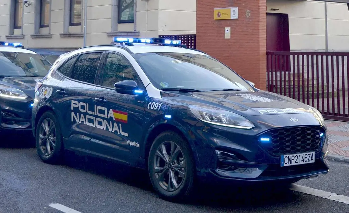 Patrullas de la Policía Nacional en la Comisaría de León.