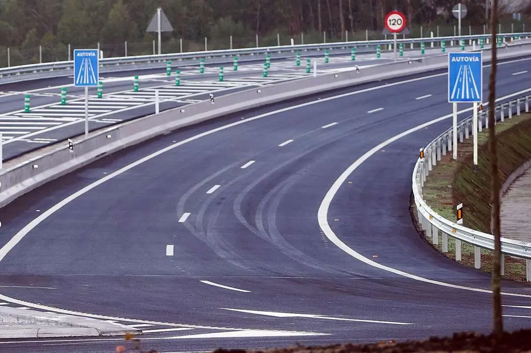 Imagen de una autovía cuyo modelo, según las concesionarias, debería cambiar para ser de pago.