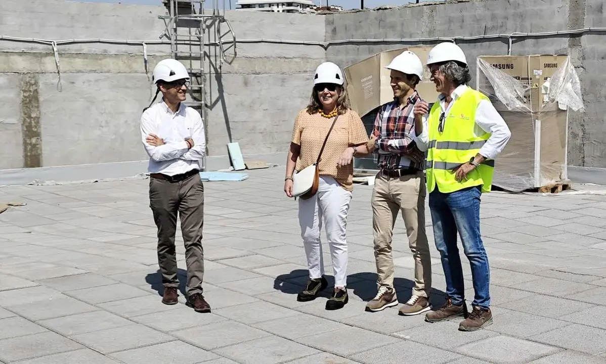 Imagen de la visita a las obras que se realizan de cara a la nueva sede de 'Caléndula'