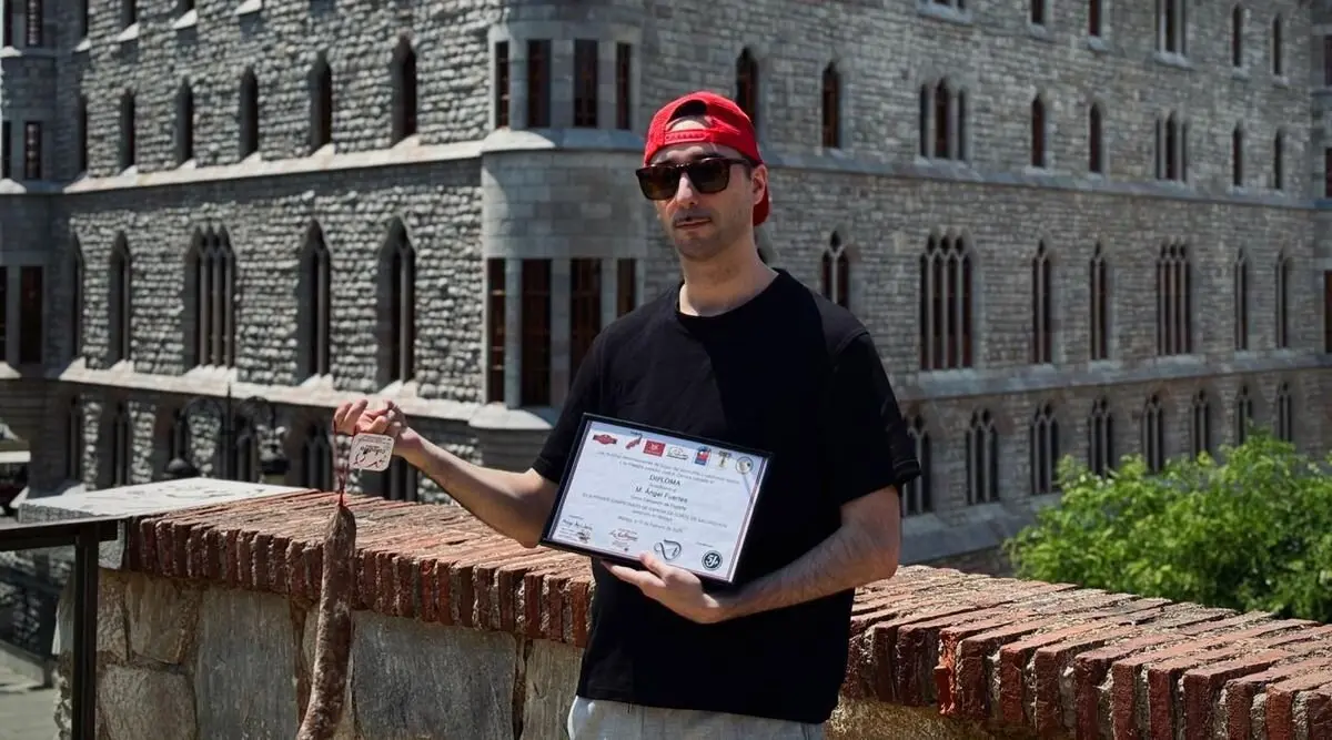 El leonés M.A. Fuertes, primer campeón de España de corte de Salchichón.