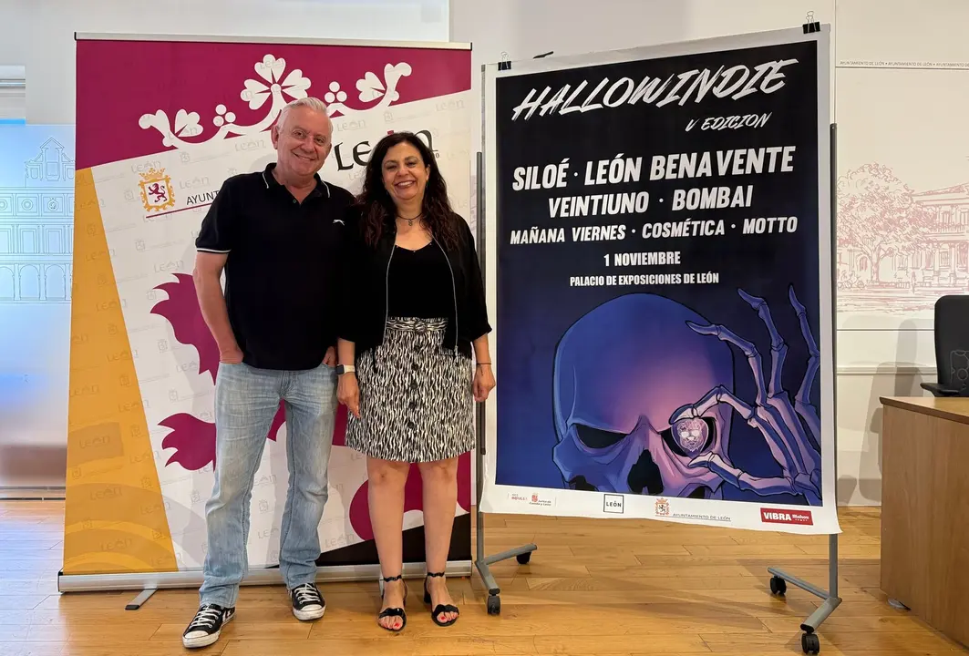 La concejala de Turismo, Mercedes Escudero, se ha reunido con el promotor del evento, José Manuel Contreras, este miércoles.