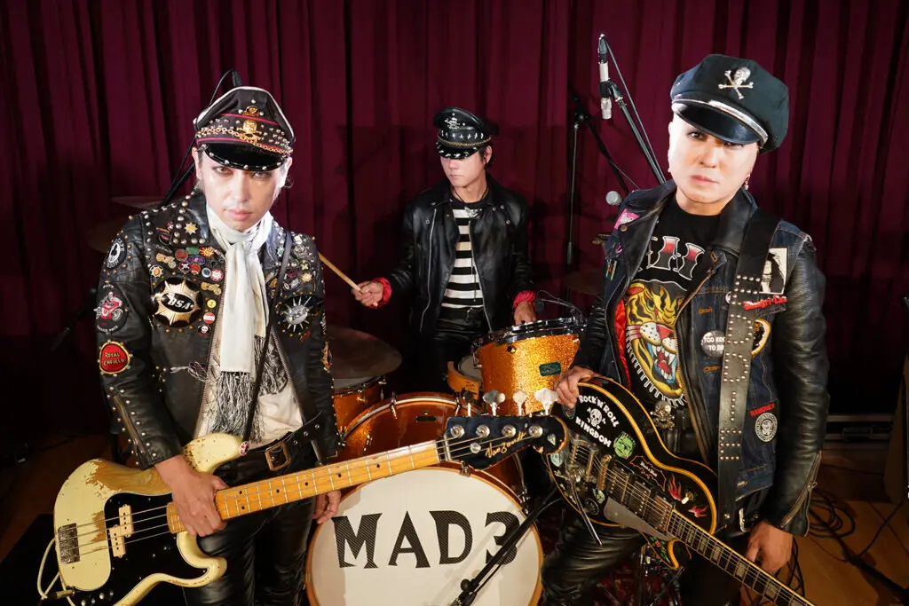La banda japonesa MAD3.