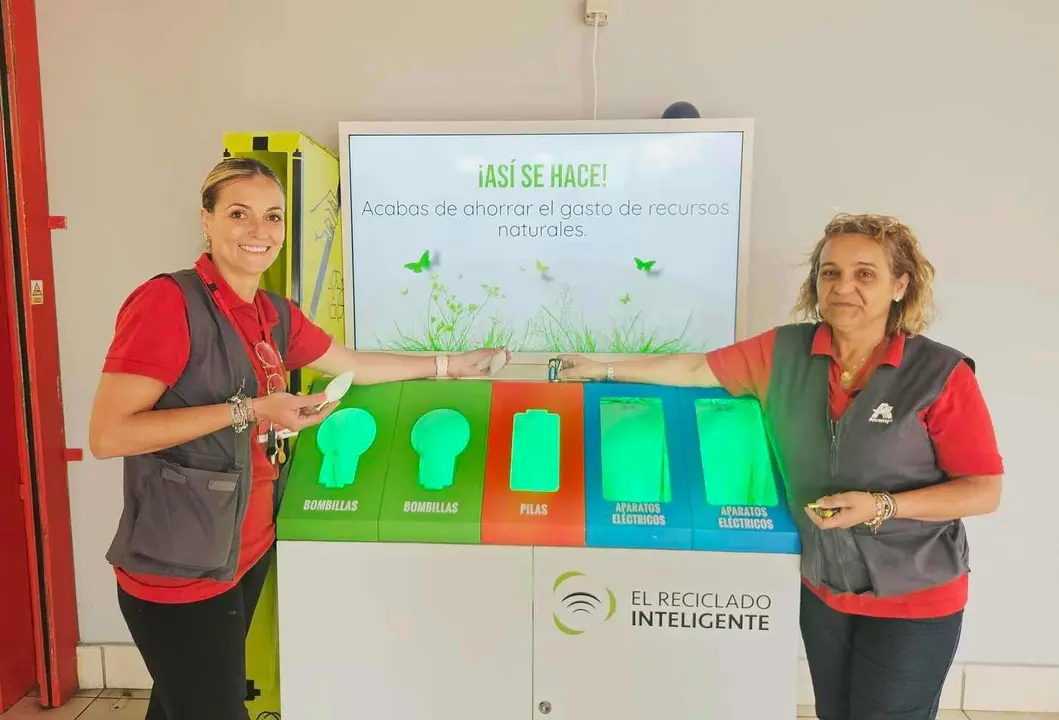 Alcampo instala contenedores inteligentes en varios súper de León.