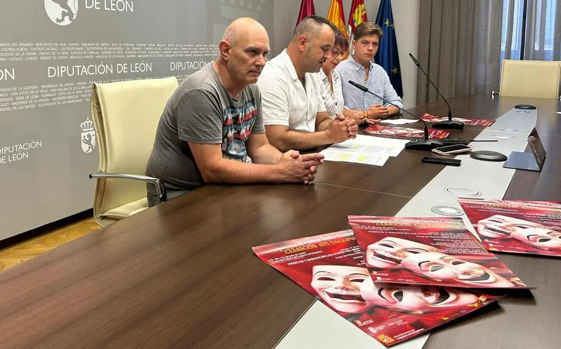 Un instante de la rueda de prensa de este miércoles en la Diputación de León.