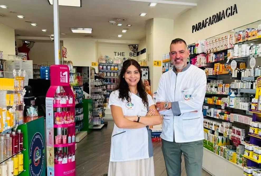 Rub&eacute;n Garc&iacute;a de la Pe&ntilde;a es el farmac&eacute;utico al frente de la Farmacia del Edificio Europa.