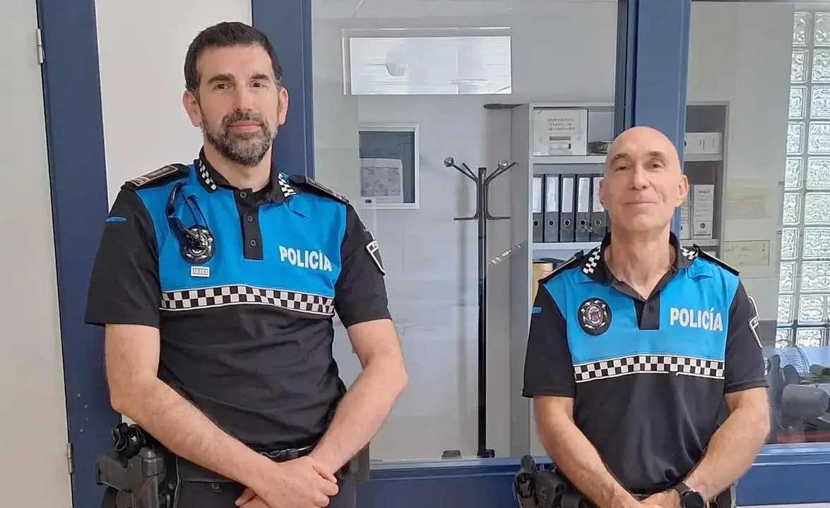 an Andrés del Rabanedo inicia una nueva etapa en la jefatura de su Policía Local. El subinspector Alberto Ferrero ha asumido este 1 de julio la responsabilidad de coordinar a los 40 agentes del cuerpo municipal, tras la jubilación de José Carlos Calvo, quien se despide de la Policía tras 40 años de servicio.