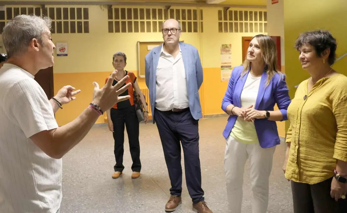 Más de tres millones de euros estarán destinados a mejoras durante el verano en centros escolares.