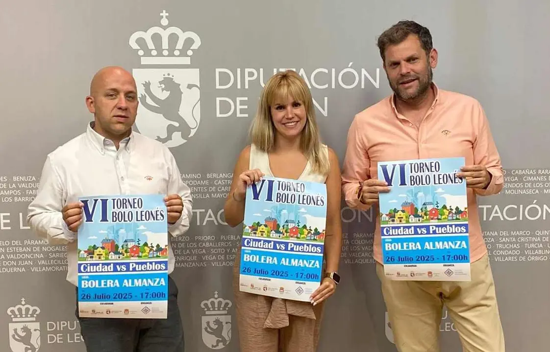 Un instante de la presentación del concurso de bolos que enfrenta a jugadores de la capital y la provincia.