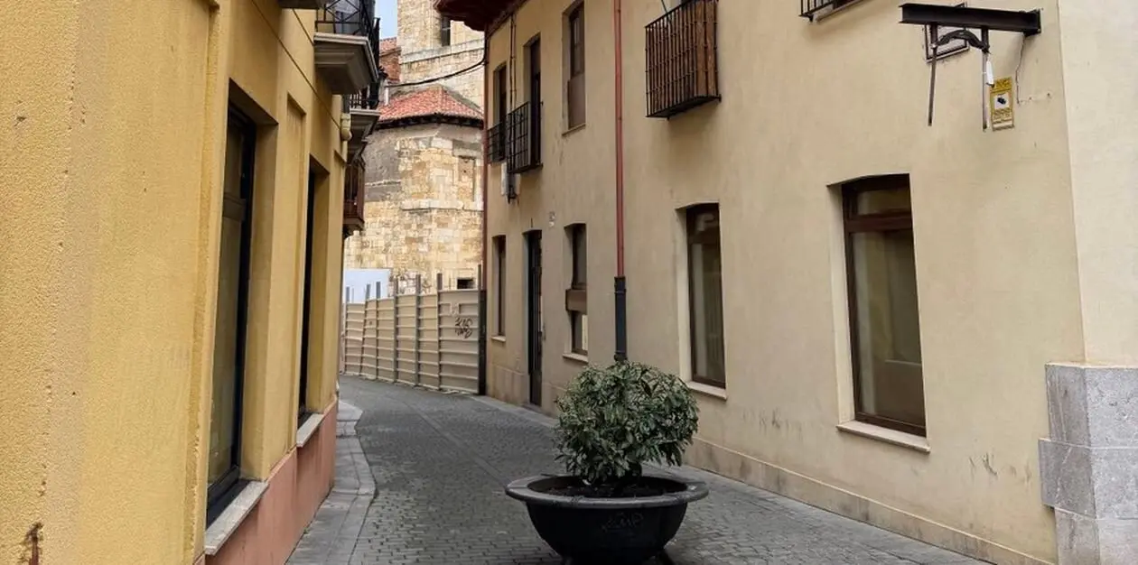 Imagen de la calle Trastámara en la ciudad de León.