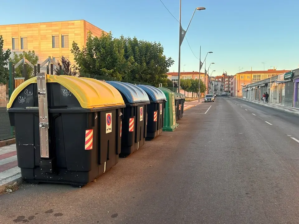 Contedores de residuos en San Andrés del Rabanedo.