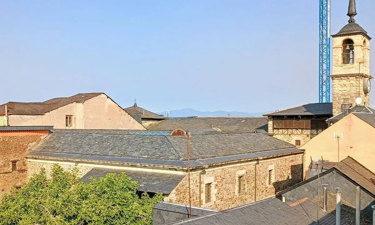 Vista aérea de cubierta del Museo del Bierzo tras las obras.