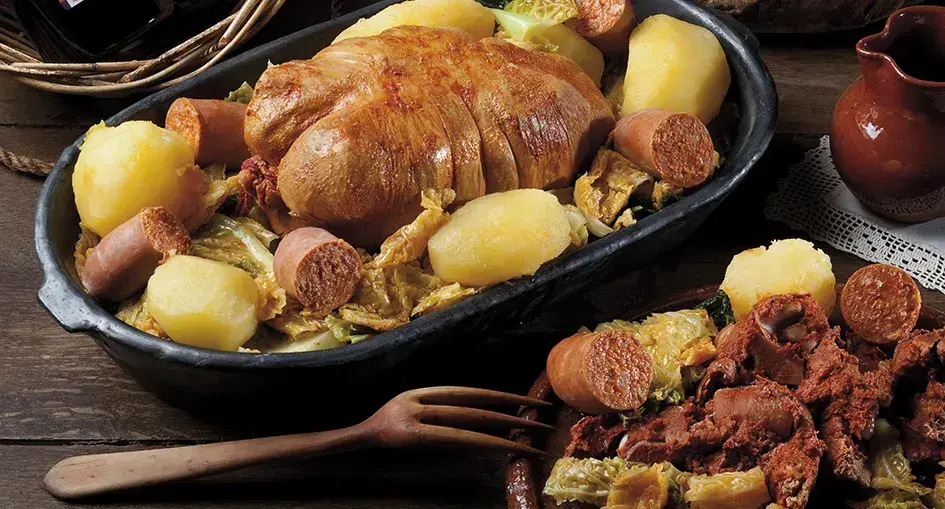 El botillo es el plato estrella de la gastronomía berciana