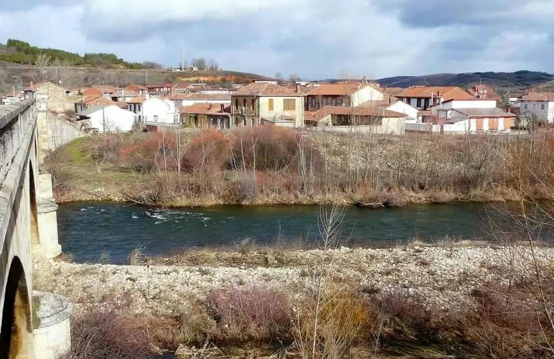 Ambasaguas de Curueño: el pueblo rodeado de agua, que no tiene agua.