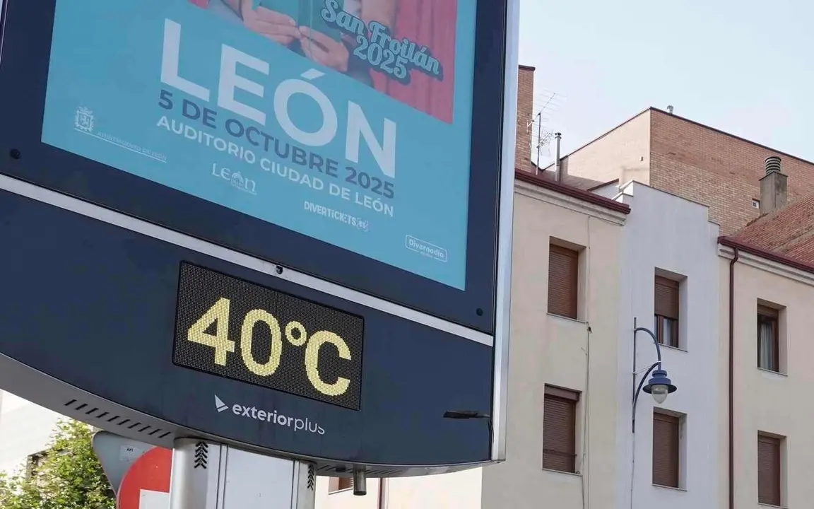 Altas temperaturas en la capital leonesa en la jornada de este miércoles. Foto: Campillo