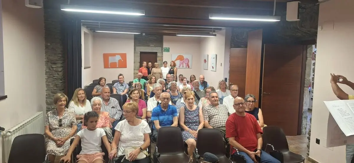 NI SOLAS NI OLVIDADAS 1