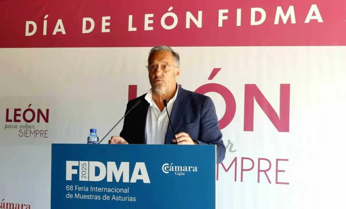 cARLOS POLLÁN FERIA DE MUESTRAS 1