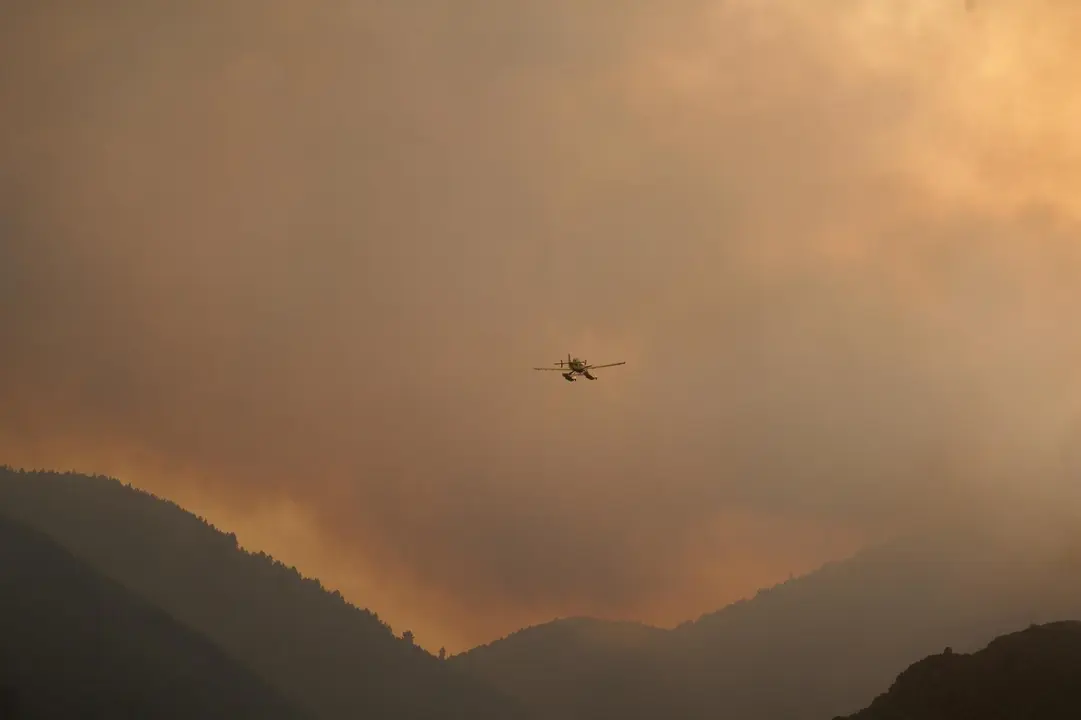 Incendio en la localidad de Paradiña (7)