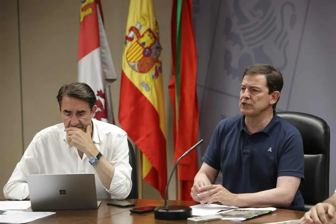 El presidente de la Junta, Alfonso Fernández Mañueco durante la rueda de prensa en Zamora.