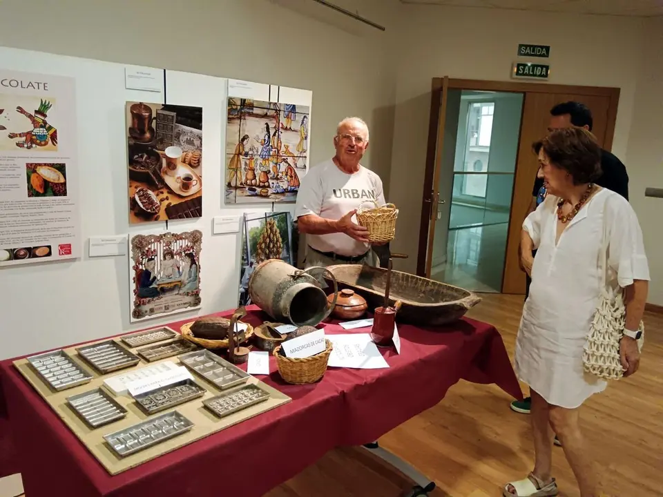 Reproducciones de obras de arte y elementos vinculados al manejo y elaboración de los productos permiten al visitante conocer mejor la alimentación del peregrinaje.