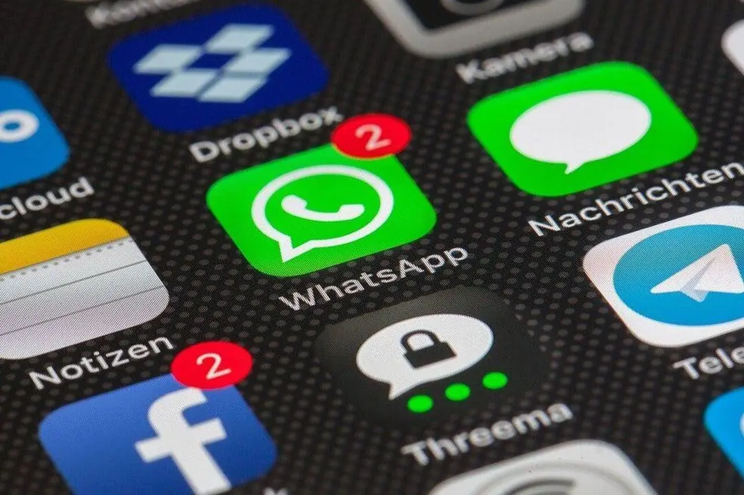 WhatsApp 1