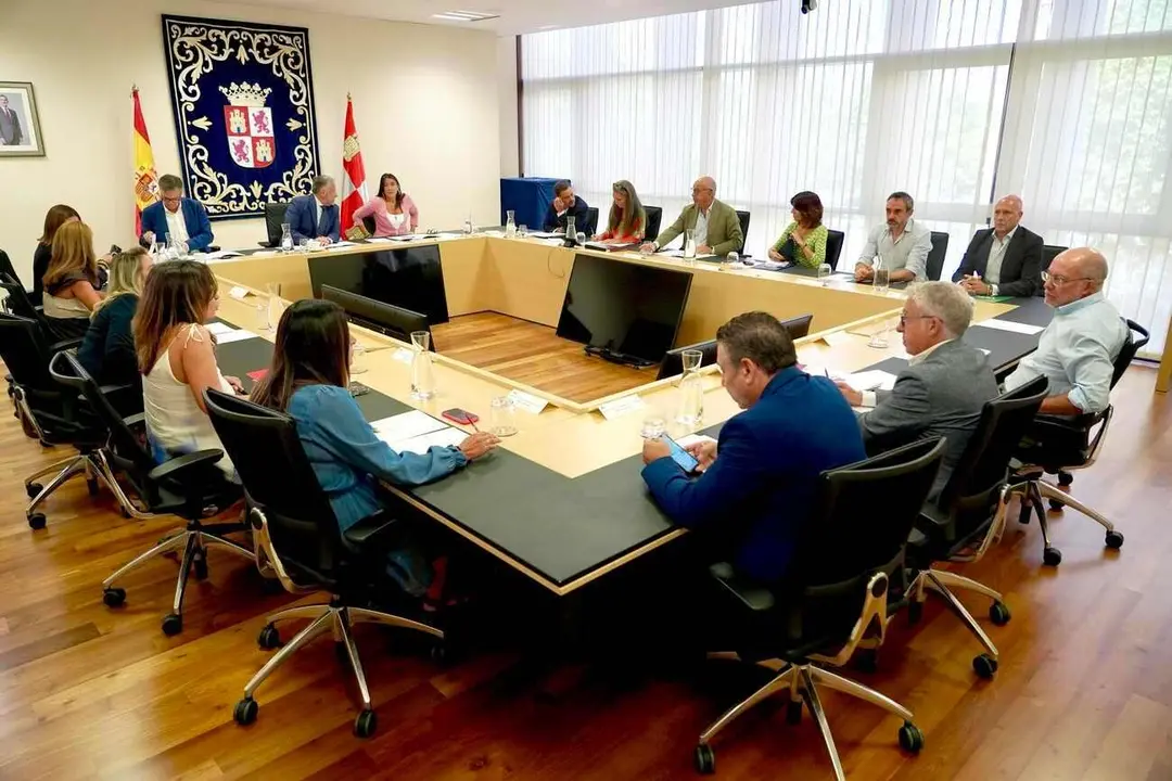 Junta de Portavoces de las Cortes.