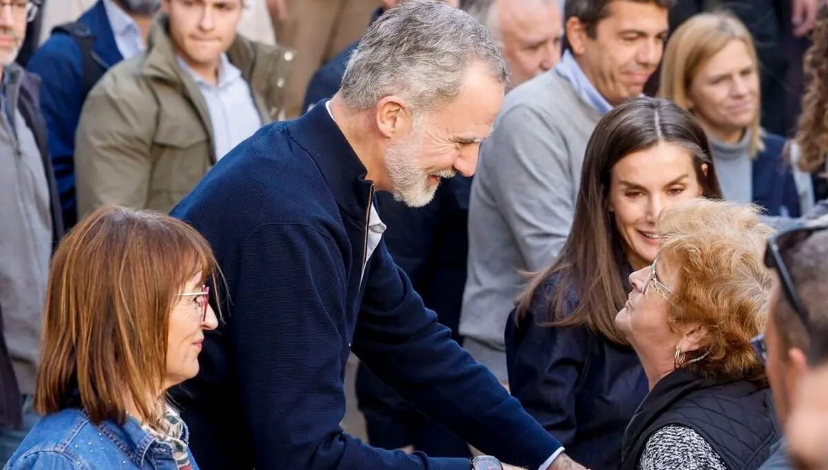 Los Reyes de España, Felipe VI y Letizia, durante un encuentro con afectados por la Dana en una foto de archivo.