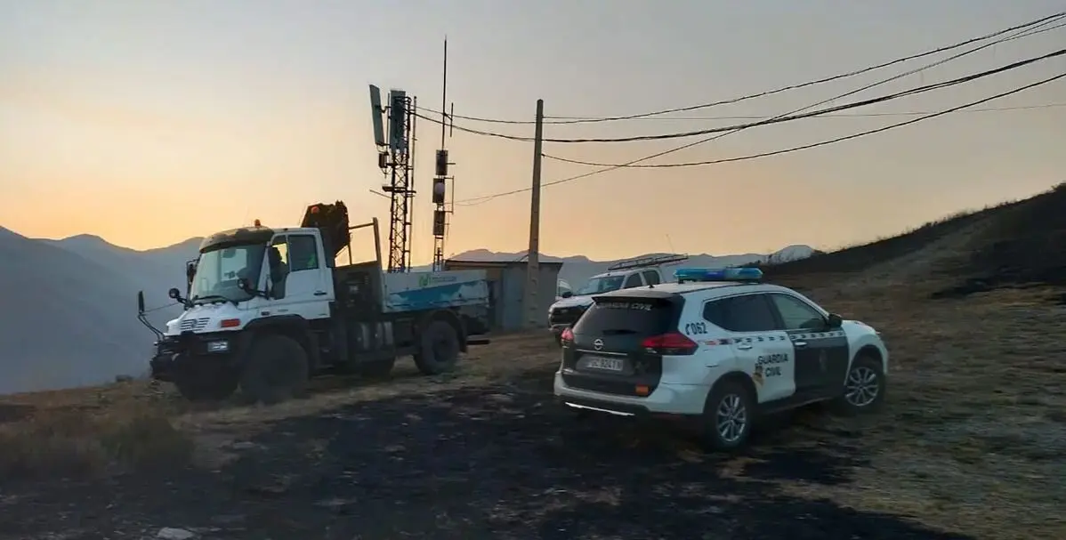 Labores de restauración de la comunicaciones.