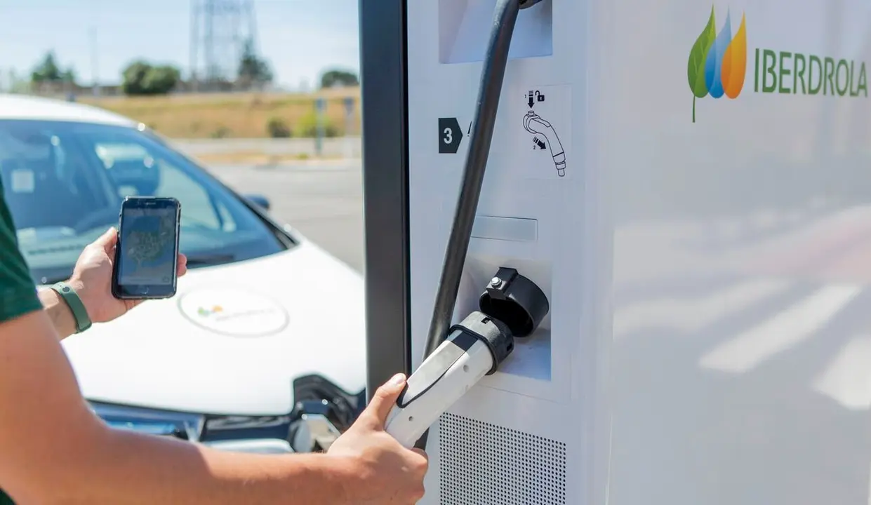 Castilla y León cuenta con 1.566 puntos de carga pública para vehículos eléctricos, el 41% de más de 50 kilovatios