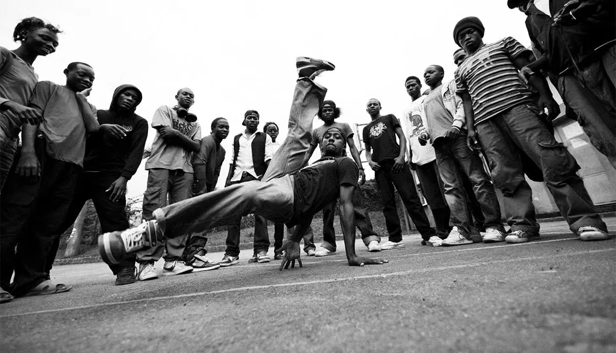 Danza urbana callejera.