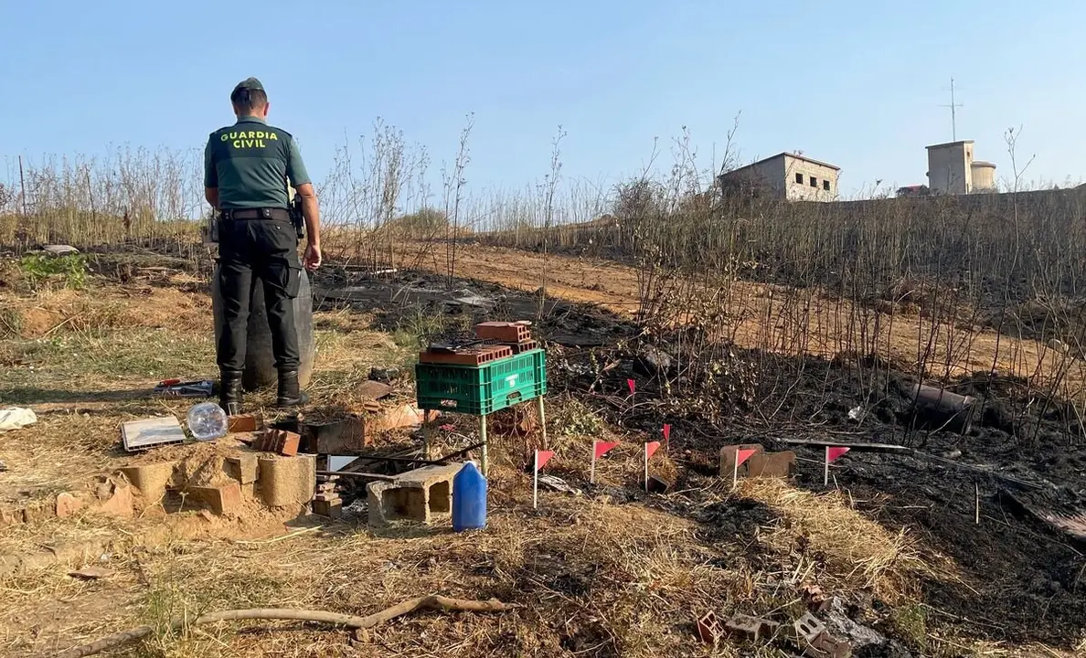Lugar donde empez&oacute; el incendio de Molinaseca (Le&oacute;n) que podr&iacute;a tener su origen por una hoguera efectuada para cocinar por una persona detenida