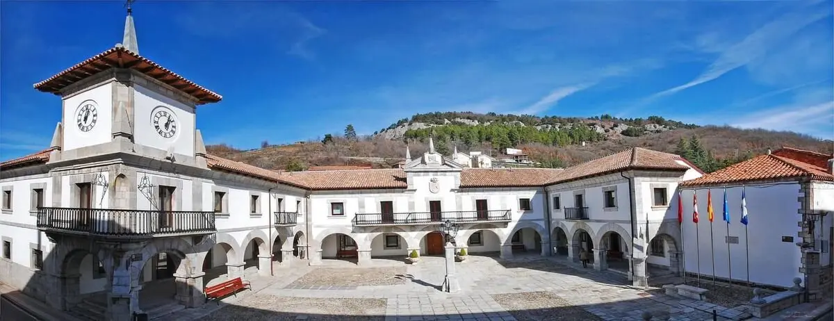 El Ayuntamiento de La Pola de Gordón.