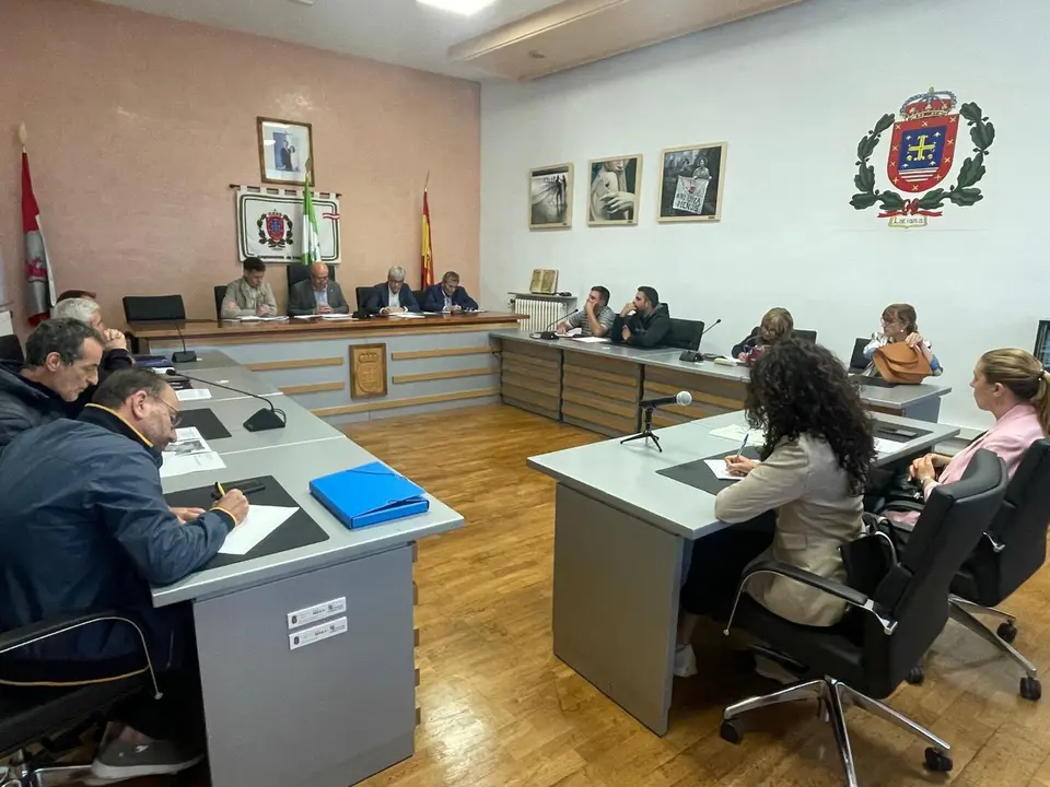 Imagen de la reunión mantenida en el Ayuntamiento de Villablino.